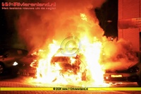 Tiel - Drie voertuigen verwoest bij brand