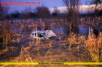 Culemborg - Voertuig te water aan de Beusichemsedijk